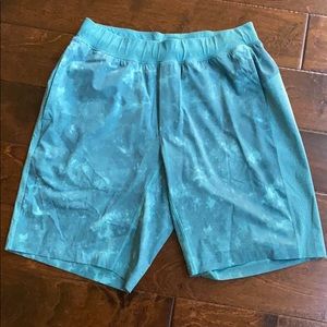 Lululemon mens L bathing suit